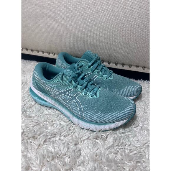 Asics Shoes - ASICS GT-2000 10 Women's Sz 11 Sage Green Running Shoe Gel 2022 - 1012B045-300